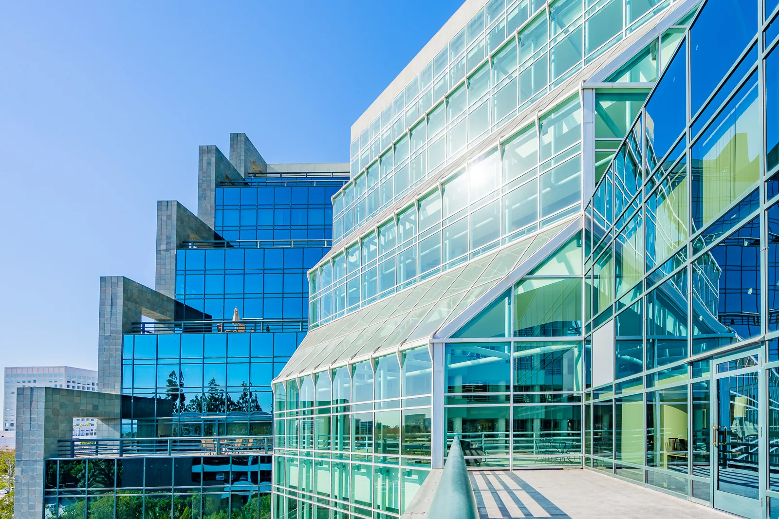 The Atrium — Lease in Irvine, CA, photo 2 of 3