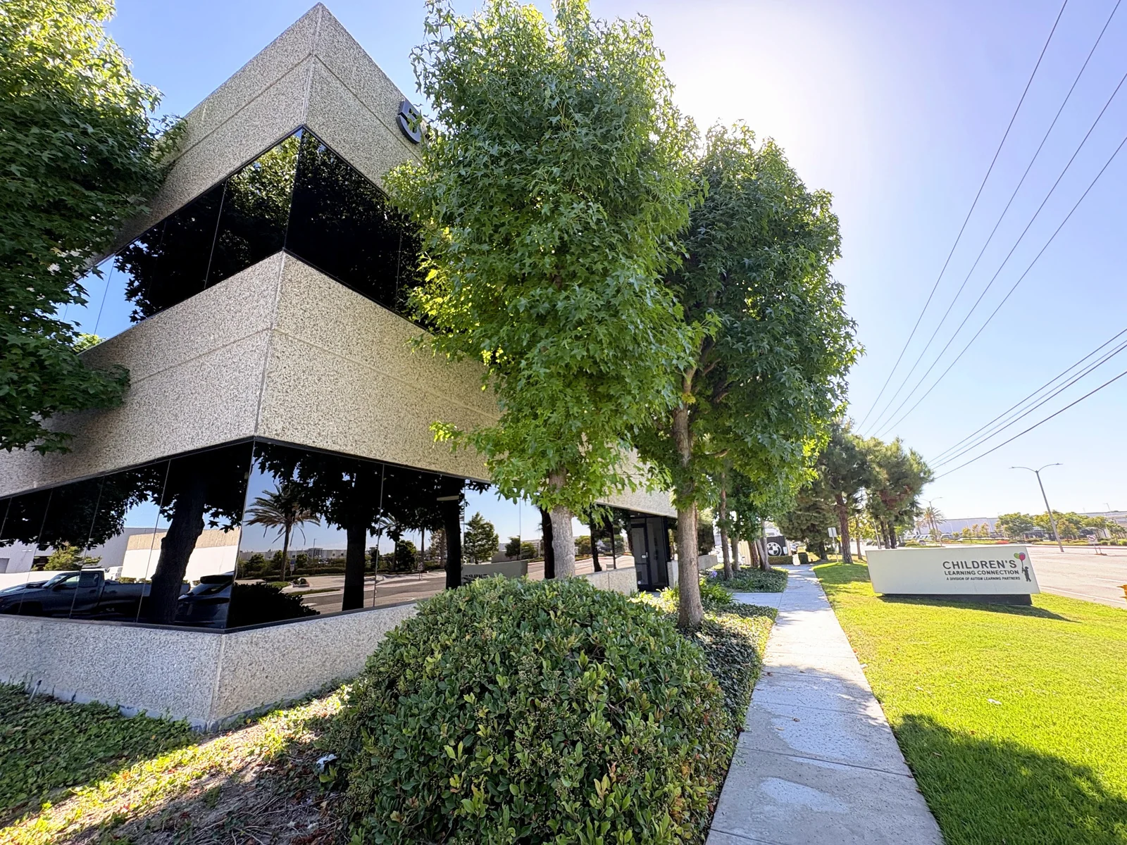 Office in Huntington Beach, CA — Lease in Huntington Beach, CA, photo 2 of 3