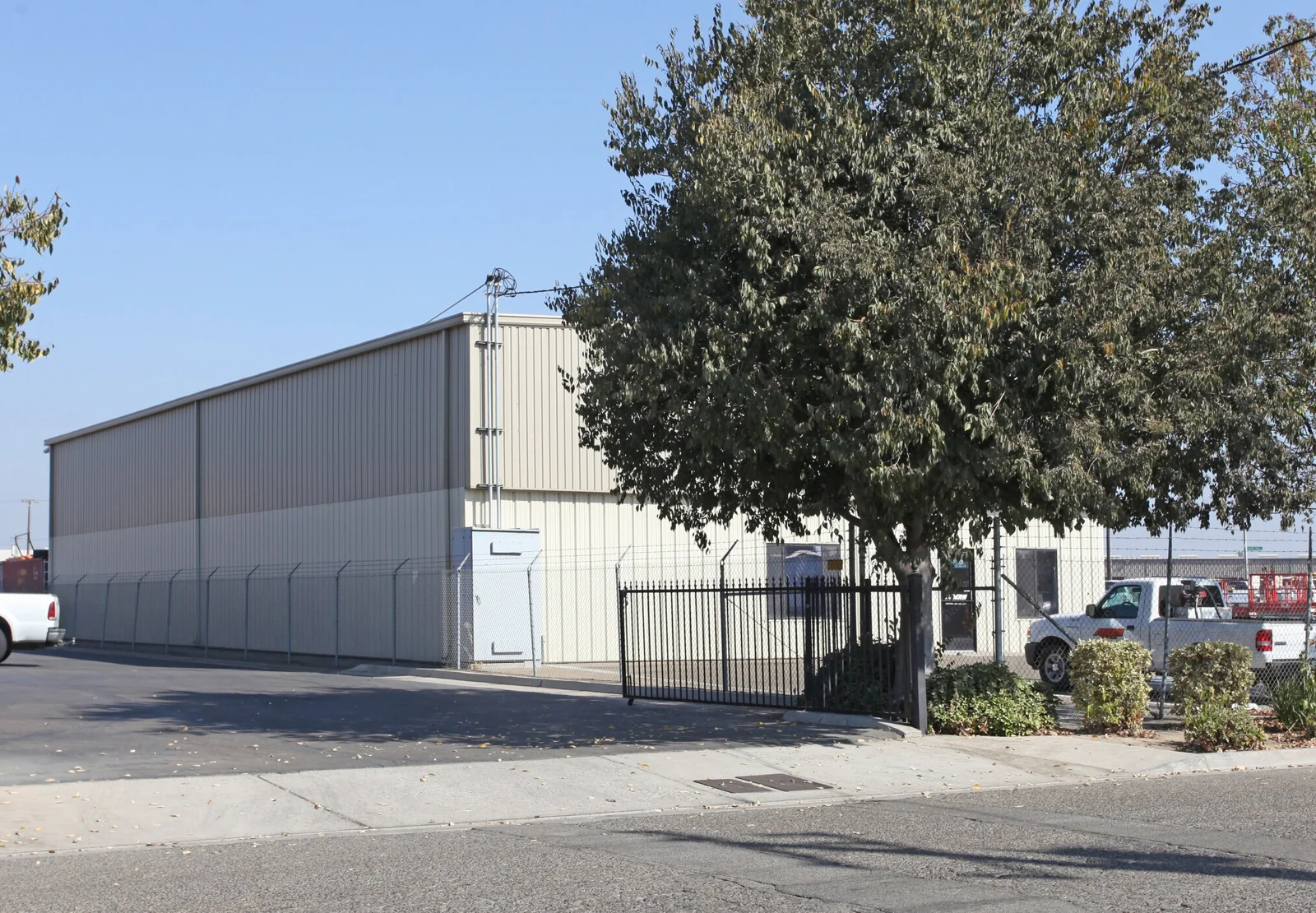 Industrial in Fresno, CA — Lease in Fresno, CA, photo 3 of 6
