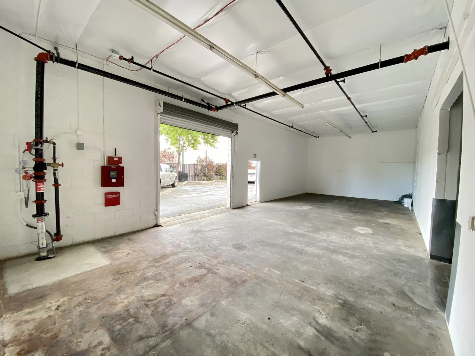 Industrial in Redwood City, CA — Lease in Redwood City, CA, photo 3 of 8