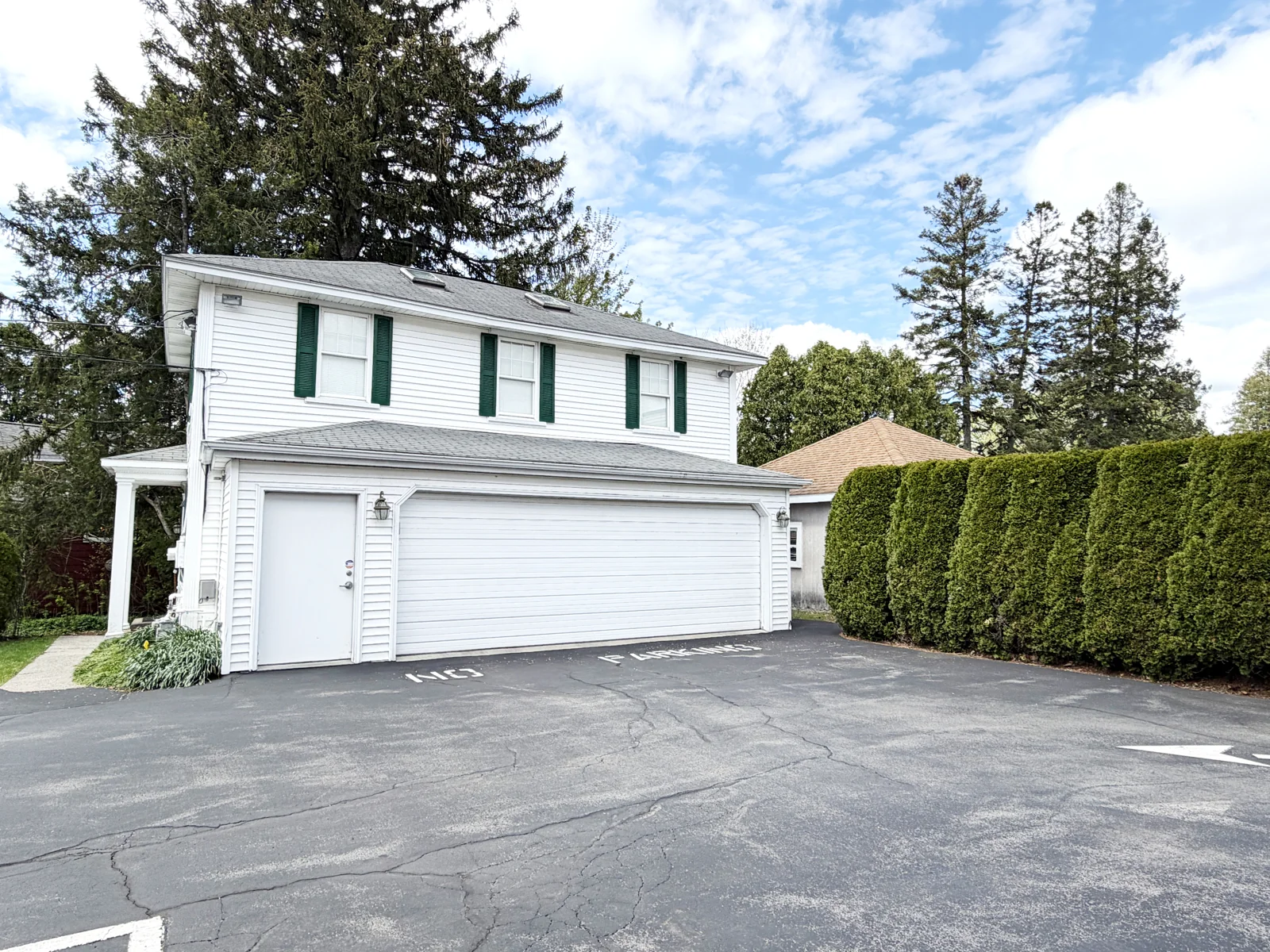 Maurer Funeral Home — Sale in Liverpool, NY, photo 3 of 8