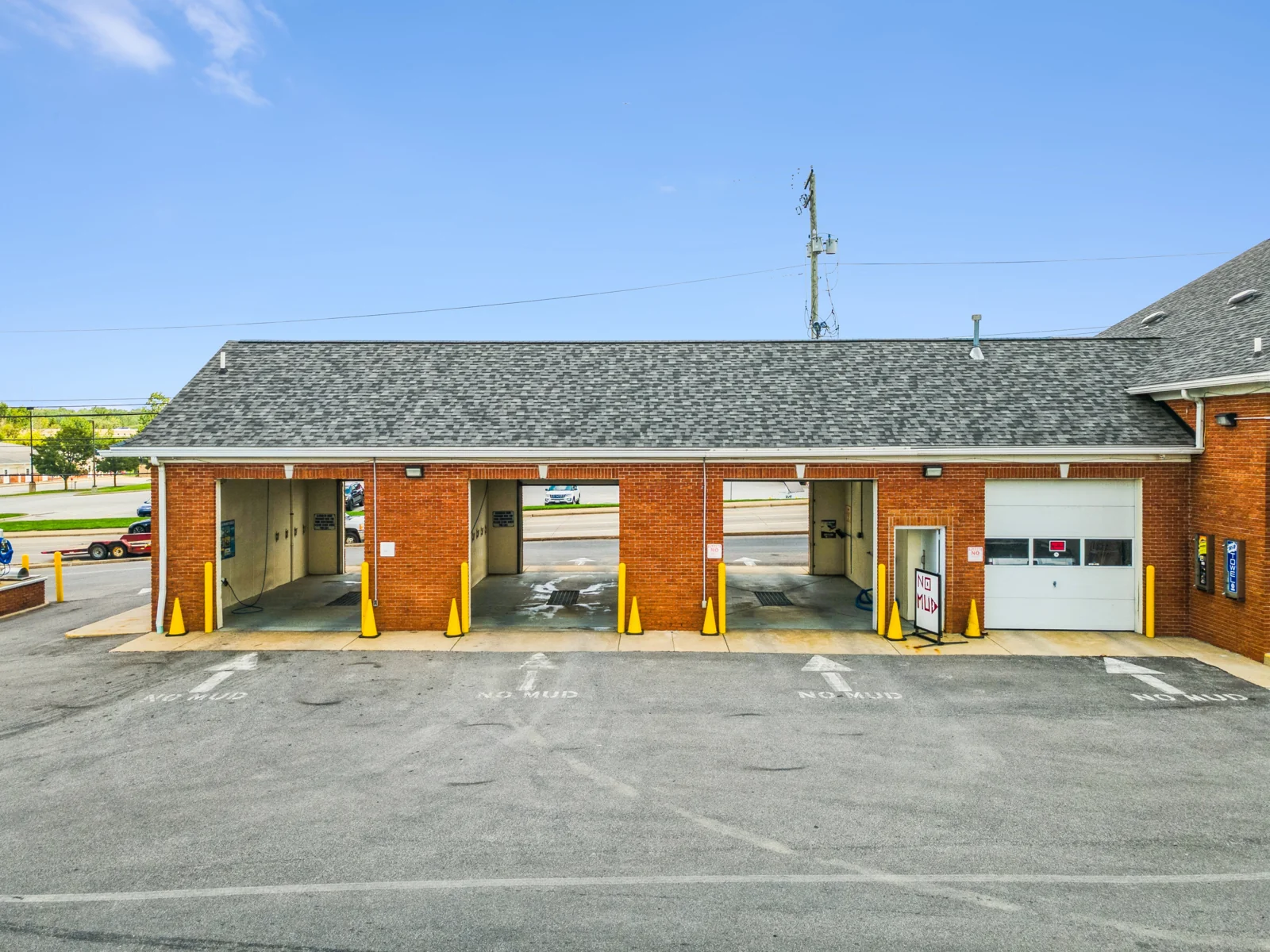 Hurricane Laser Wash — Sale in North Ridgeville, OH, photo 6 of 8