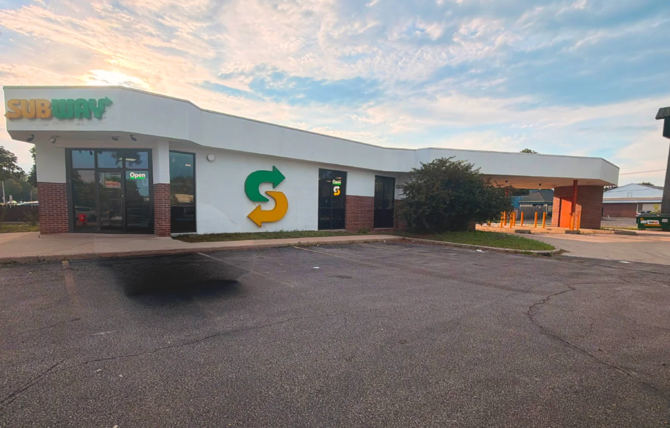 High-Visibility Commercial Opportunity — Sale in Milwaukee, WI, photo 3 of 6