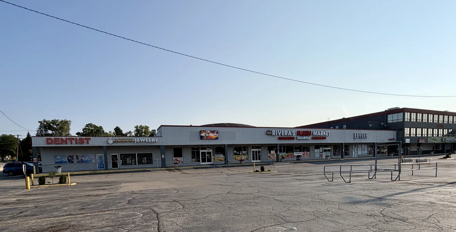 Fairview Shopping Center — Sale in Rockford, IL, photo 7 of 8