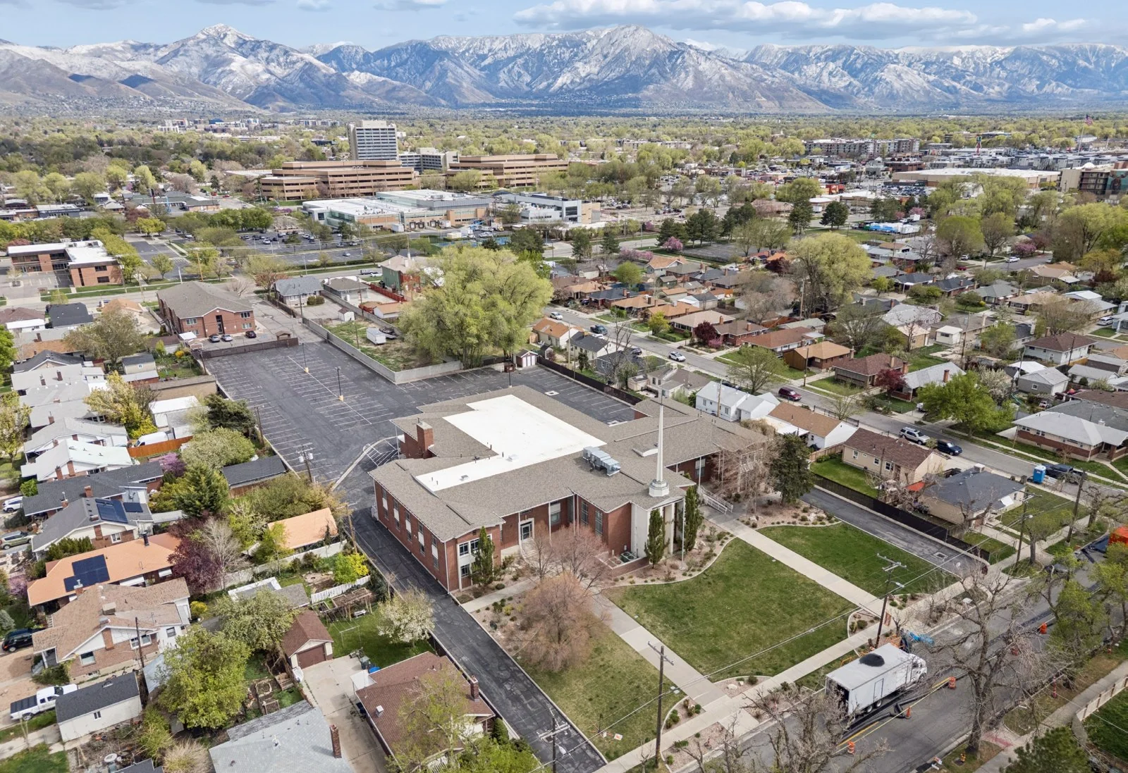 1883 S West Temple — Sale in Salt Lake City, UT, photo 4 of 8