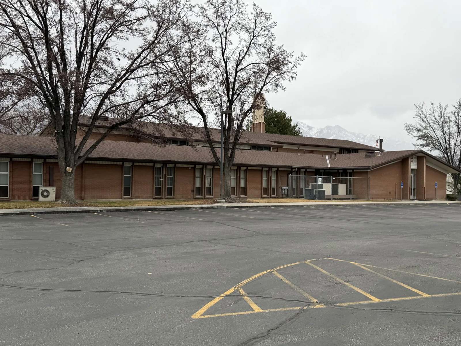 495 E 5600 S — Sale in Murray, UT, photo 7 of 8