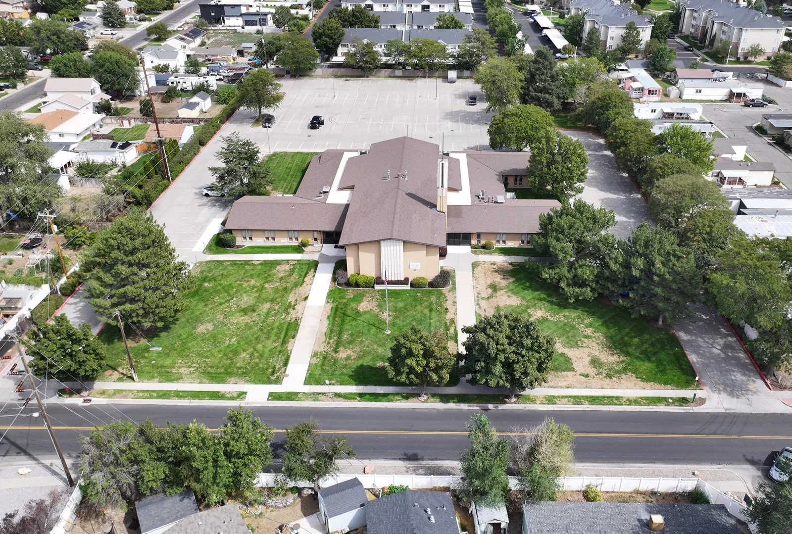8825 S Monroe St — Sale in Sandy, UT, photo 2 of 7