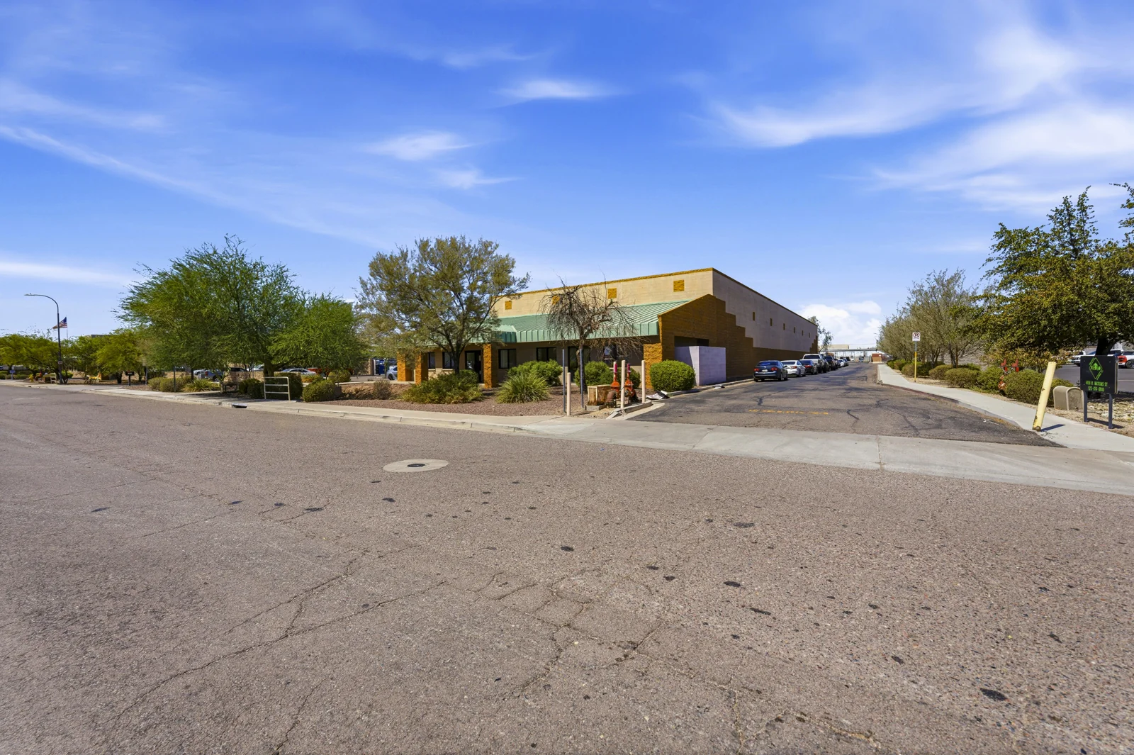 5020 W Watkins St — Sale in Phoenix, AZ, photo 1 of 8