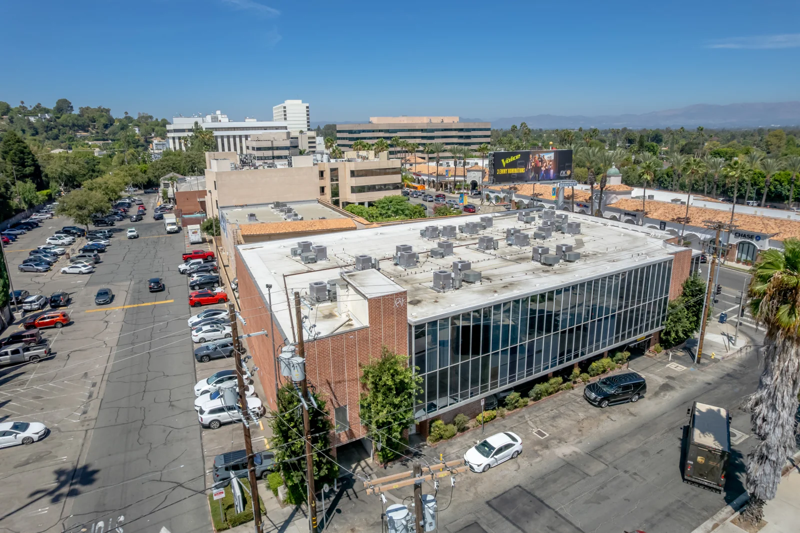 16400 Ventura Boulevard — Sale in Los Angeles, CA, photo 7 of 8