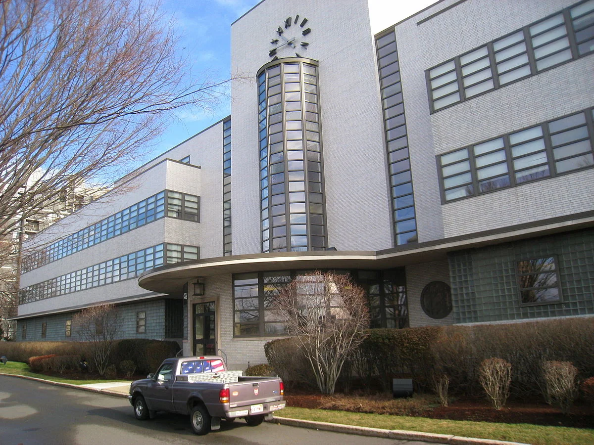 784 Memorial — Lease in Cambridge, MA, photo 1 of 4
