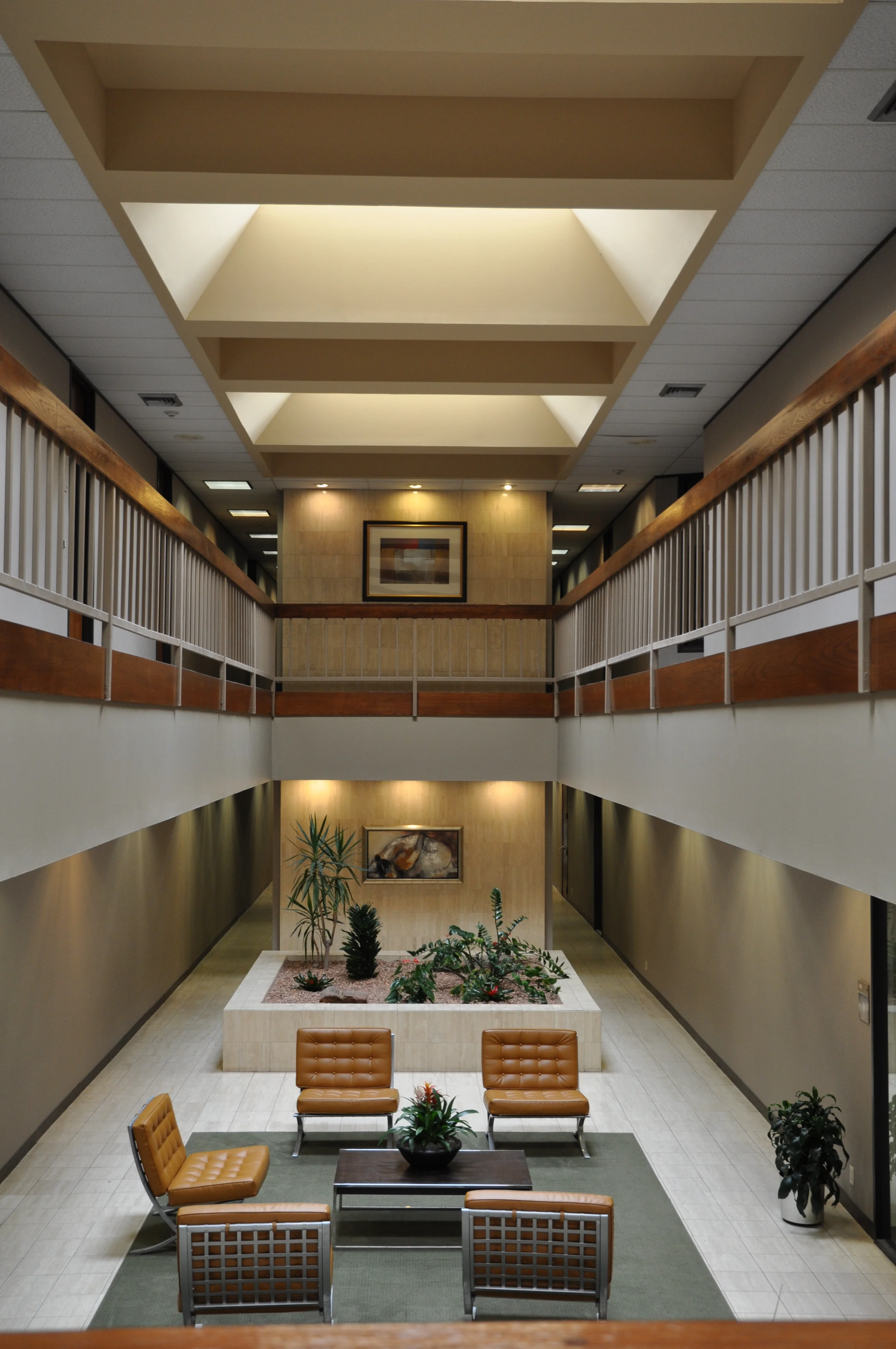 Highland Park West — Lease in Dallas, TX, photo 3 of 8