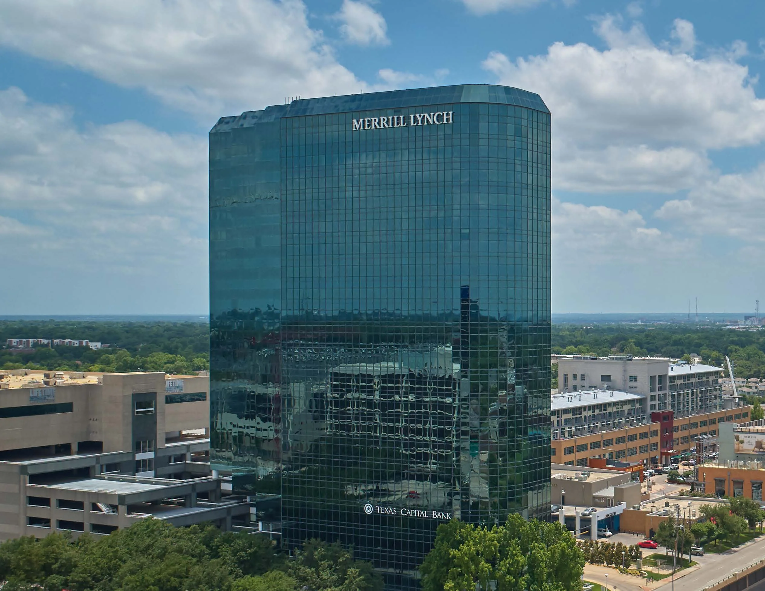 Premier Place — Lease in Dallas, TX, photo 4 of 8
