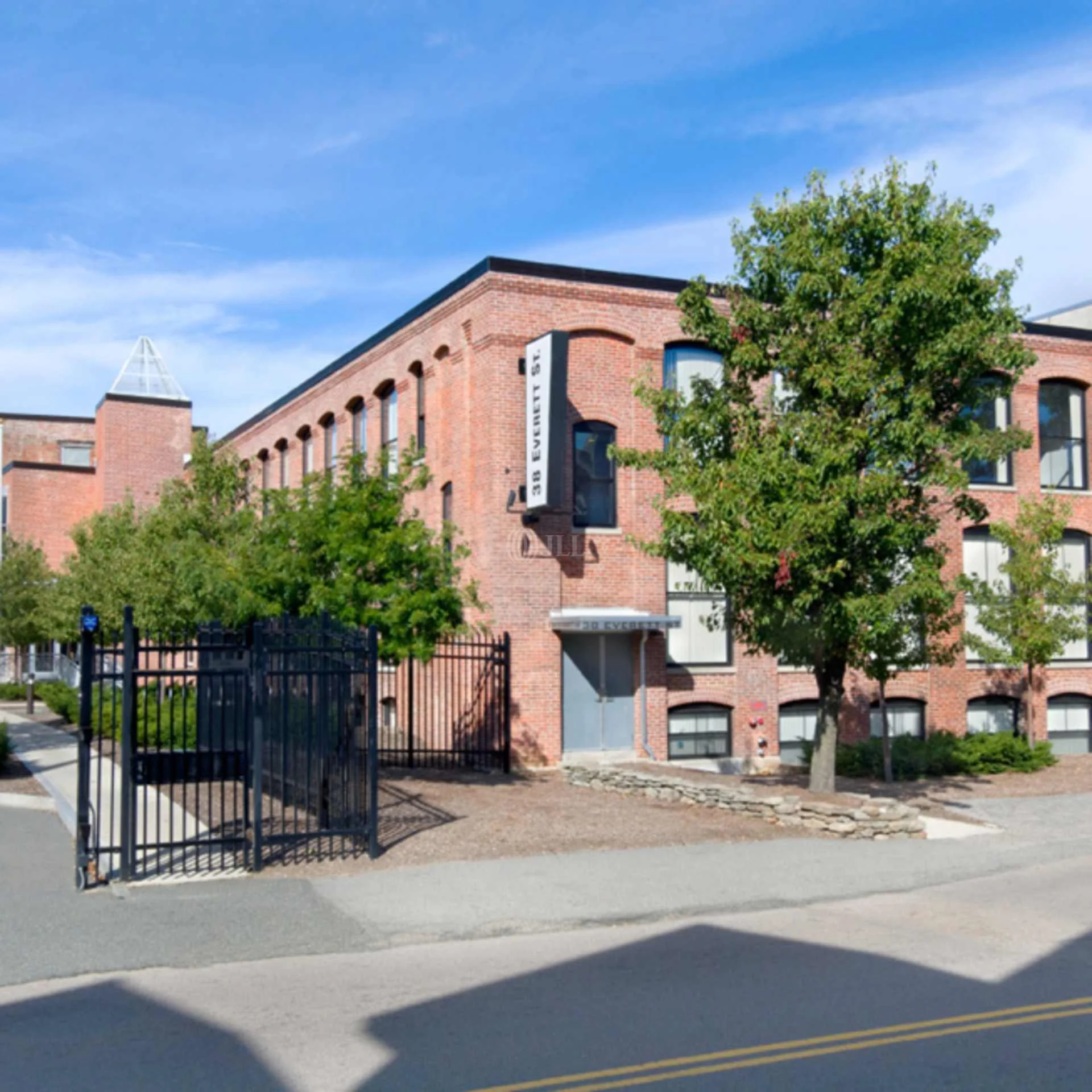 38 Everett Street — Lease in Allston, MA, photo 2 of 4