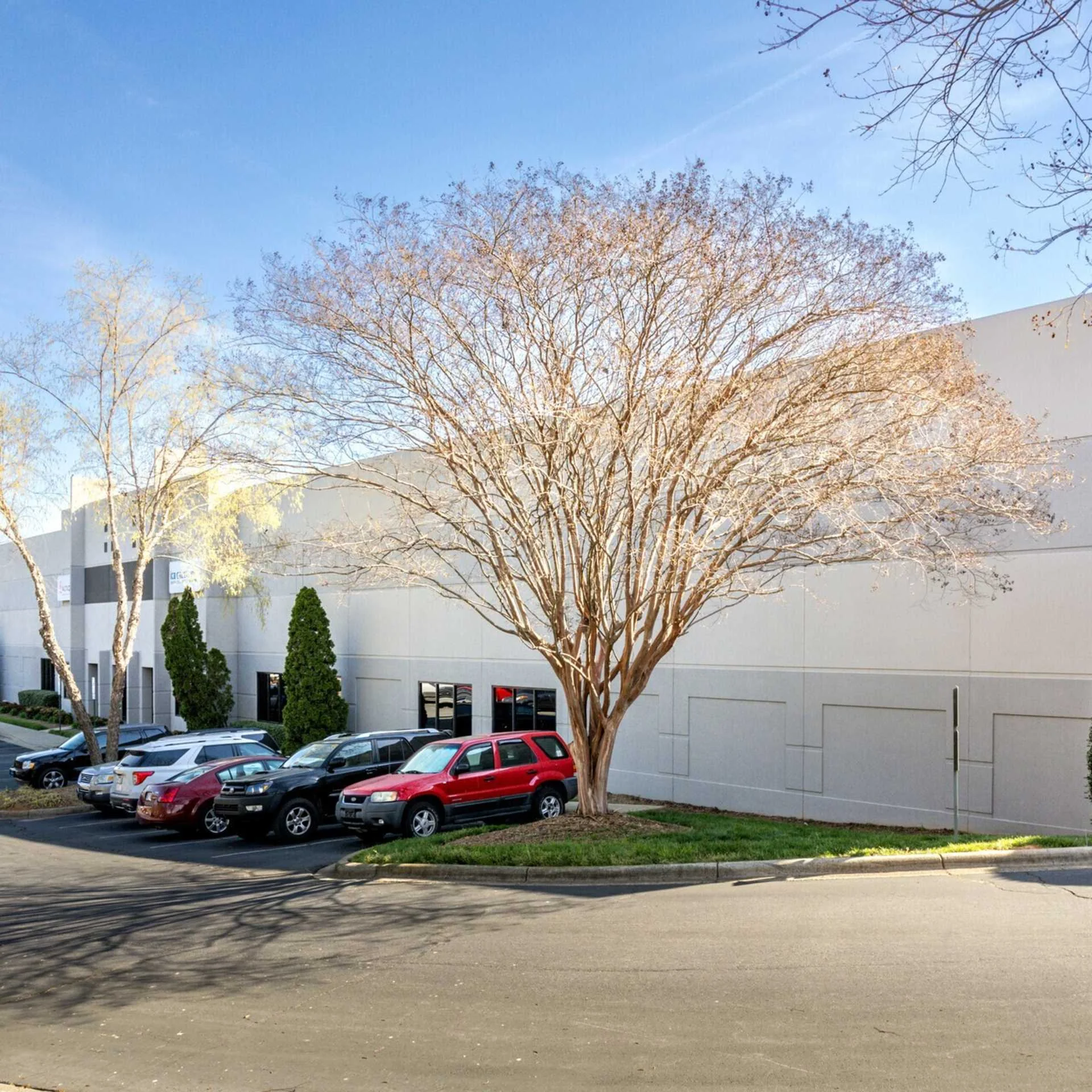 Long Creek Business Park — Lease in Charlotte, NC, photo 2 of 4