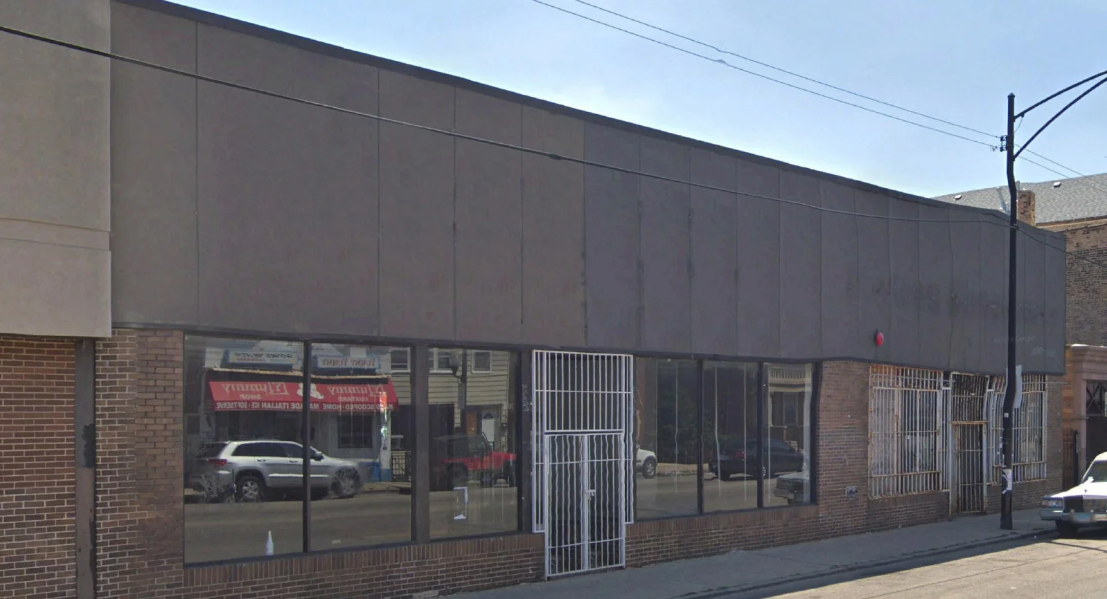 1931-1933 W Cermak Rd — Lease in Chicago, IL, photo 2 of 8