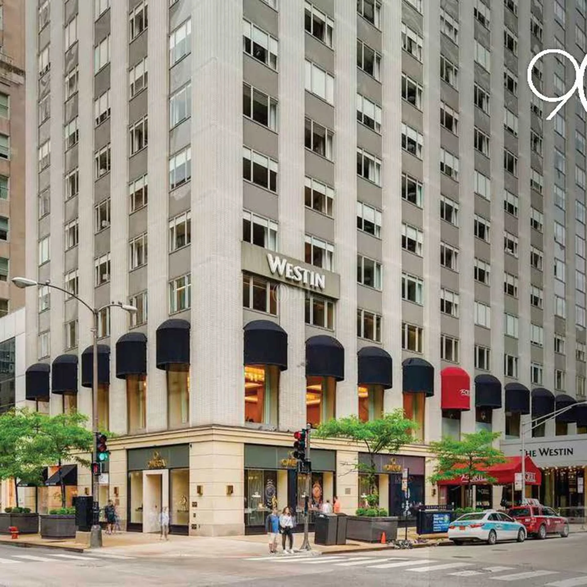 909 N Michigan Ave — Lease in Chicago, IL, photo 2 of 4