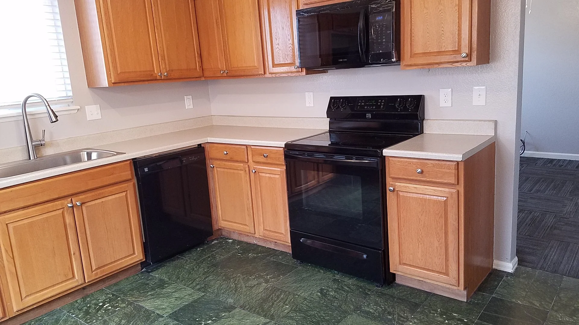 6751 E 72nd Pl — Sale in Commerce City, CO, photo 2 of 8
