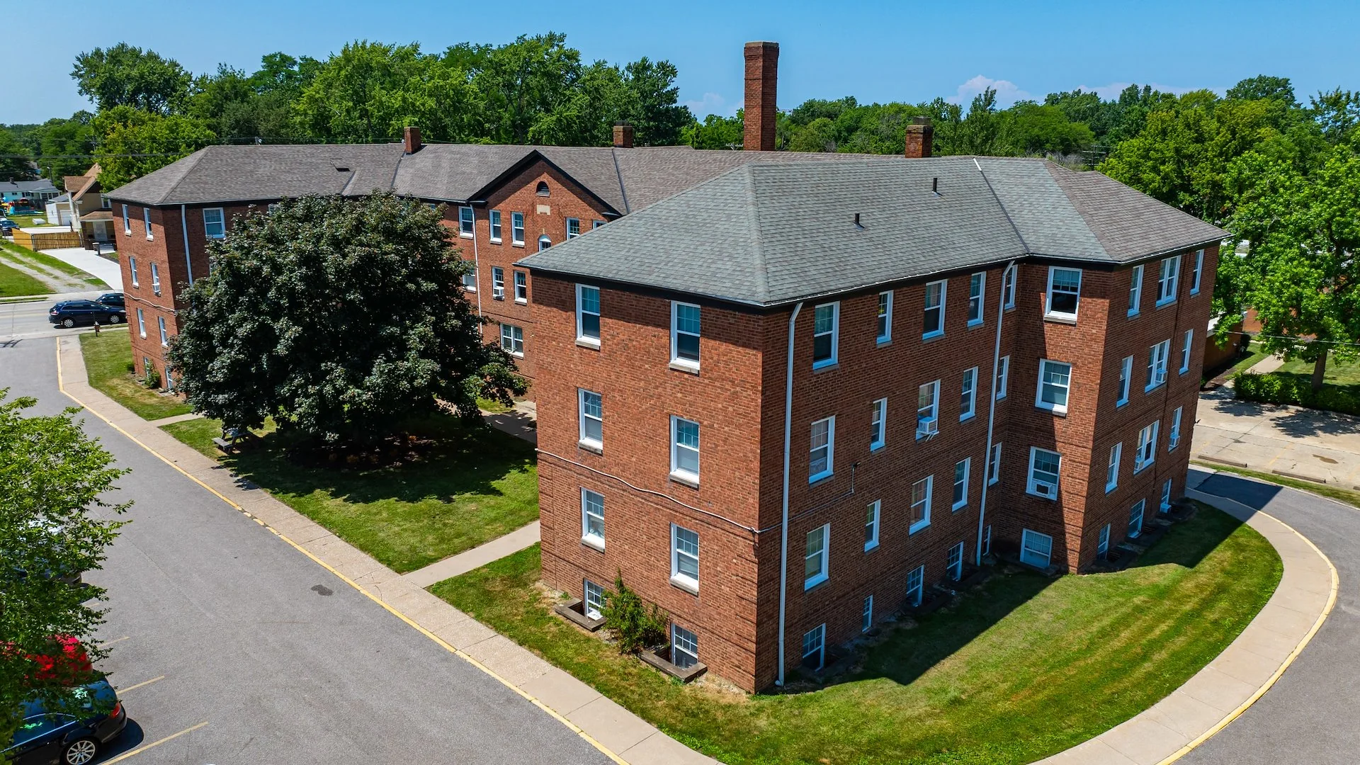 West Park Lofts — Sale in Cleveland, OH, photo 1 of 5