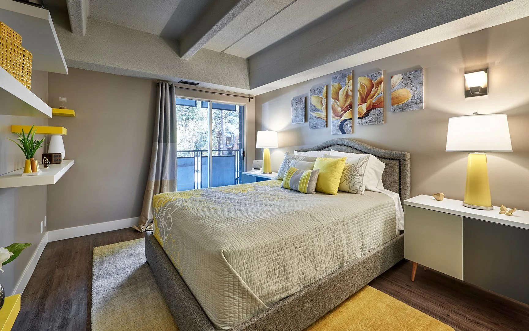 Luxe Tower — Sale in Colorado Springs, CO, photo 2 of 7