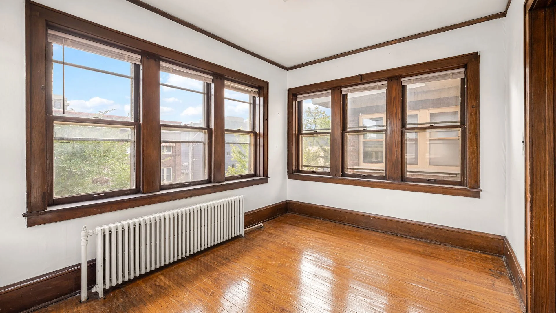 James Avenue Apartments — Sale in Minneapolis, MN, photo 5 of 8