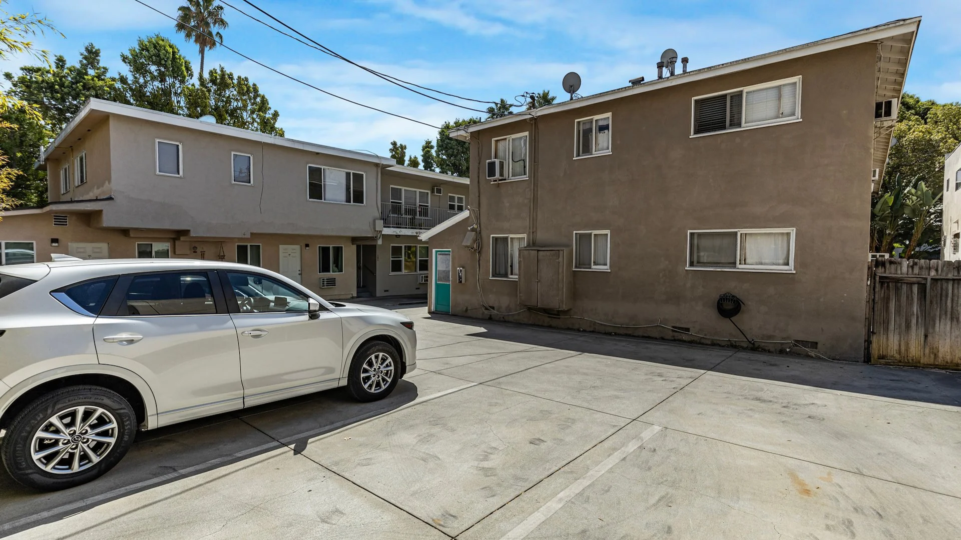 7627 Hampton Ave — Sale in West Hollywood, CA, photo 5 of 5