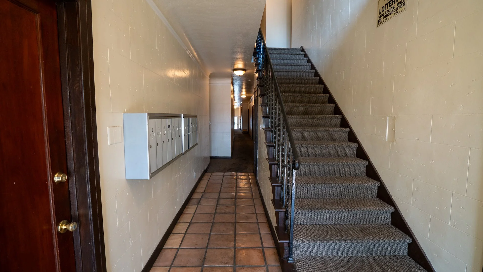 2059 Cedar Ave — Sale in Long Beach, CA, photo 5 of 6