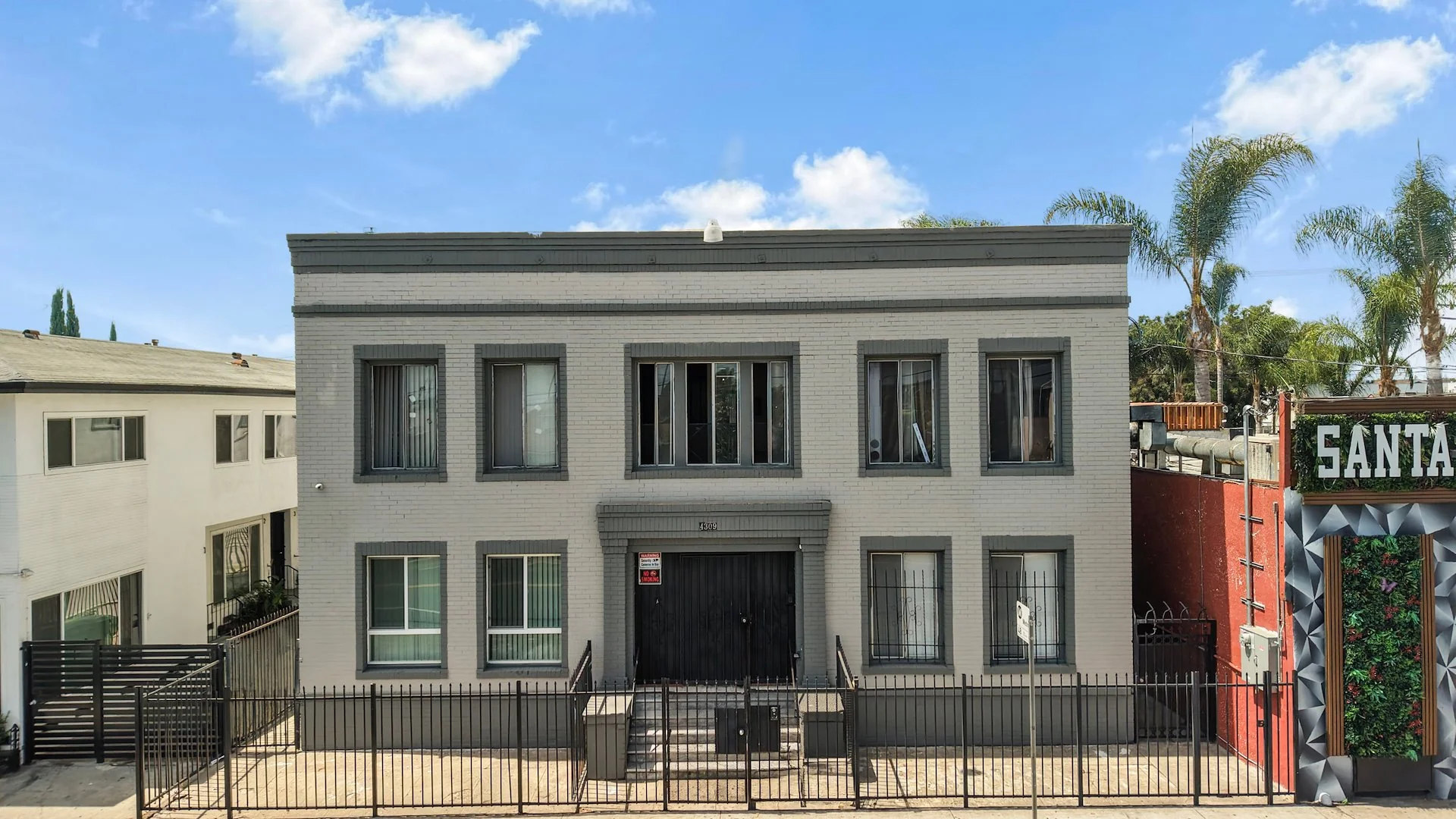 4309 Main St — Sale in Los Angeles, CA, photo 1 of 6