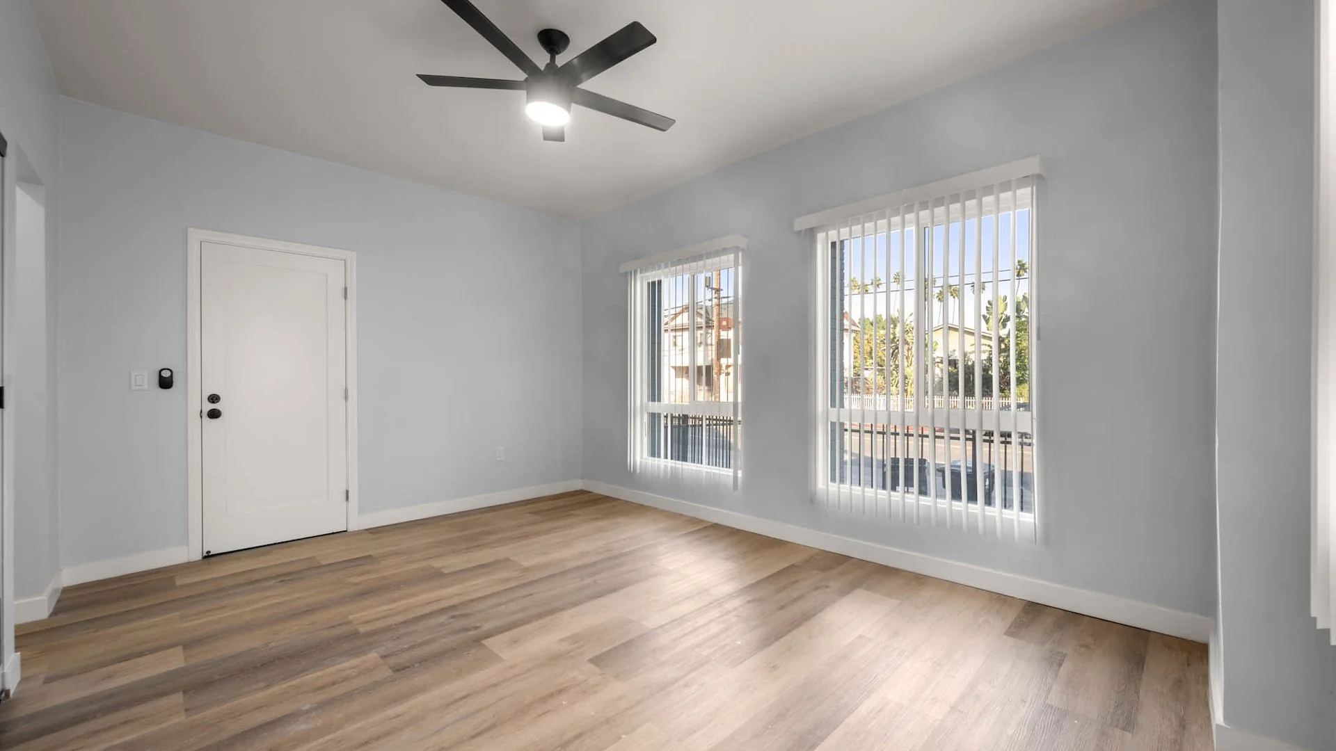 4309 Main St — Sale in Los Angeles, CA, photo 3 of 6