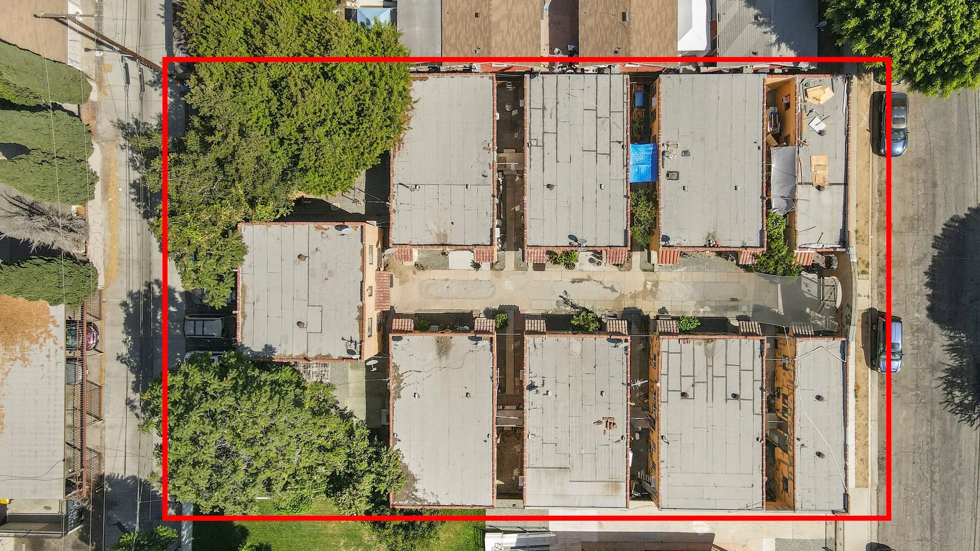943 South Bonnie Beach Place — Sale in Los Angeles, CA, photo 3 of 4
