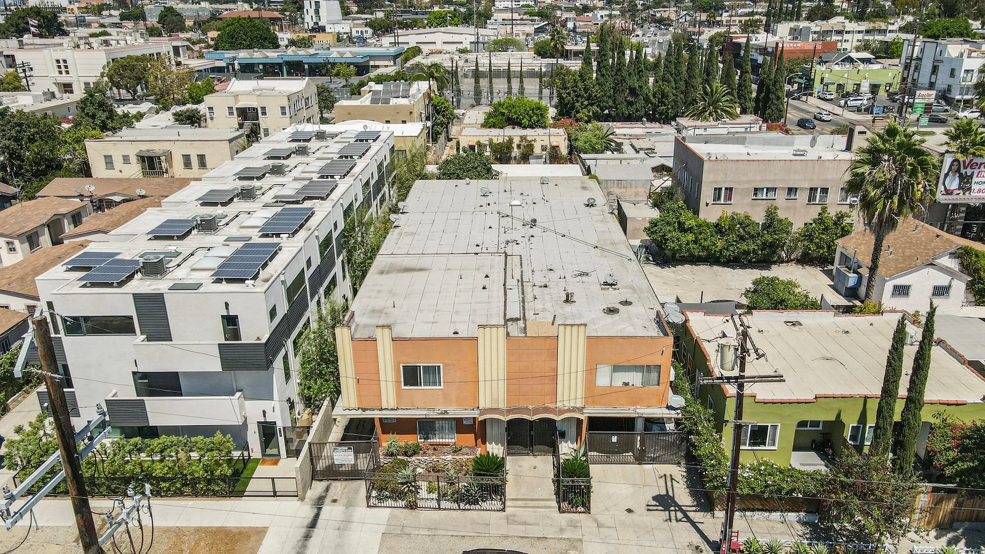 4315 Burns Avenue — Sale in Los Angeles, CA, photo 3 of 4