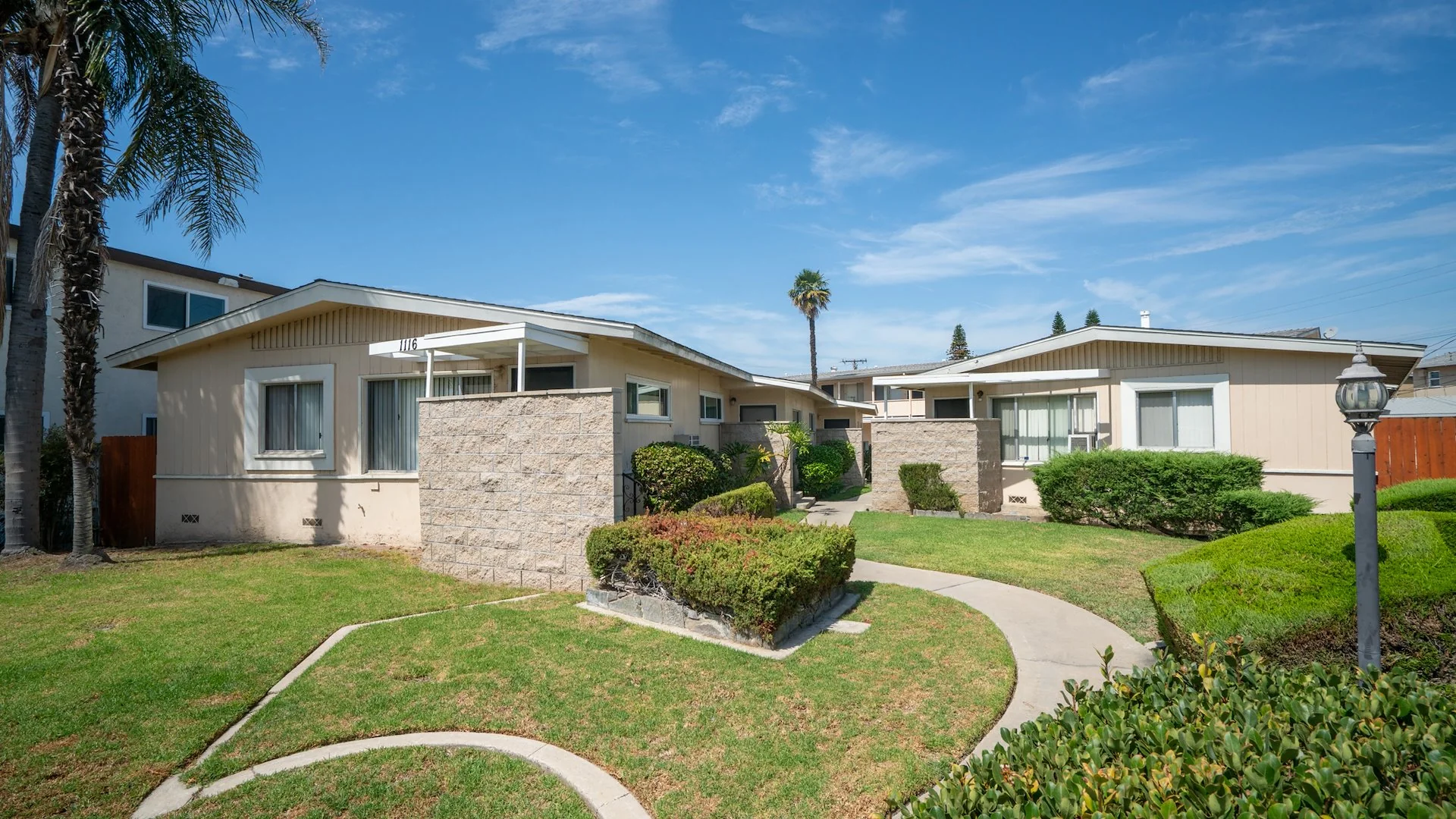 1116 West Ave — Sale in Fullerton, CA, photo 3 of 6