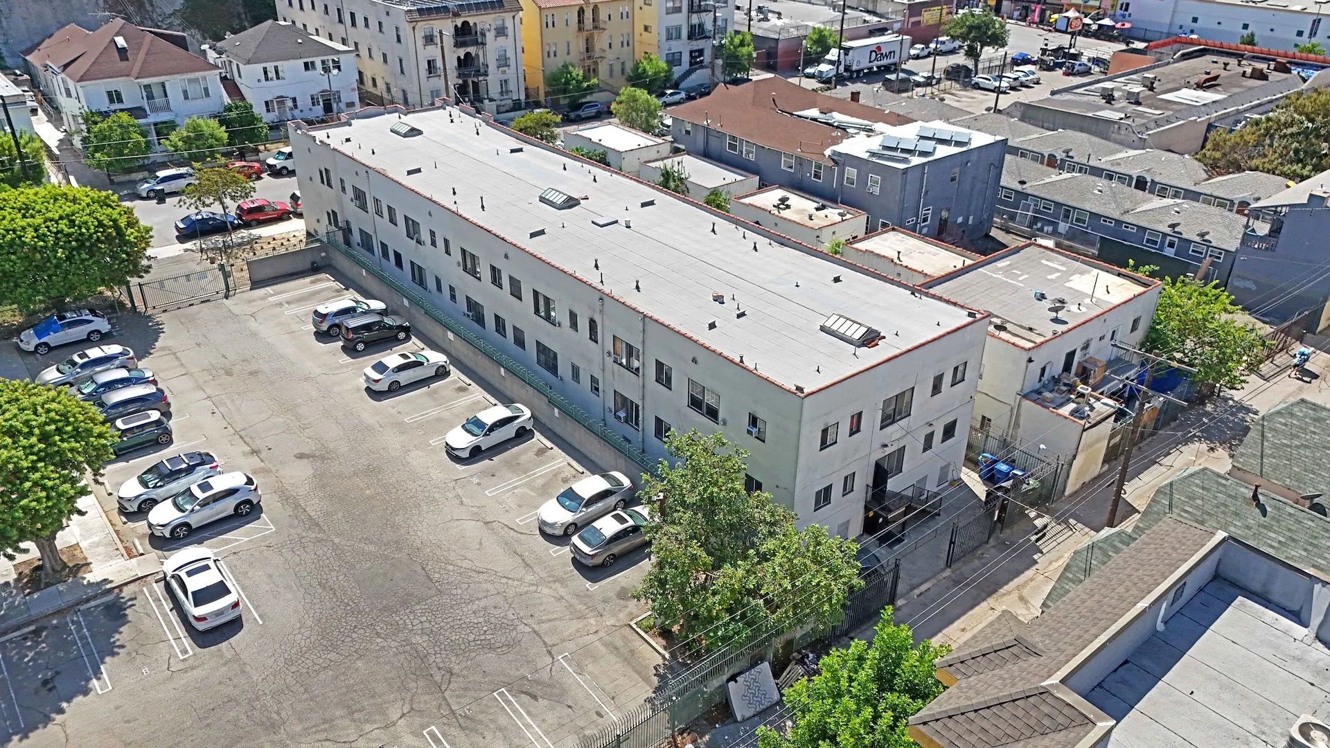 511 S Union Ave — Sale in Los Angeles, CA, photo 2 of 2