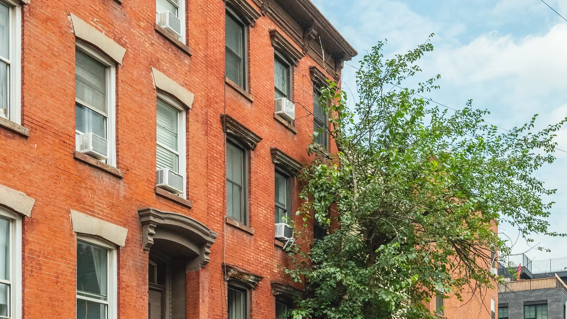328 Berry Street — Sale in Brooklyn, NY, photo 3 of 3