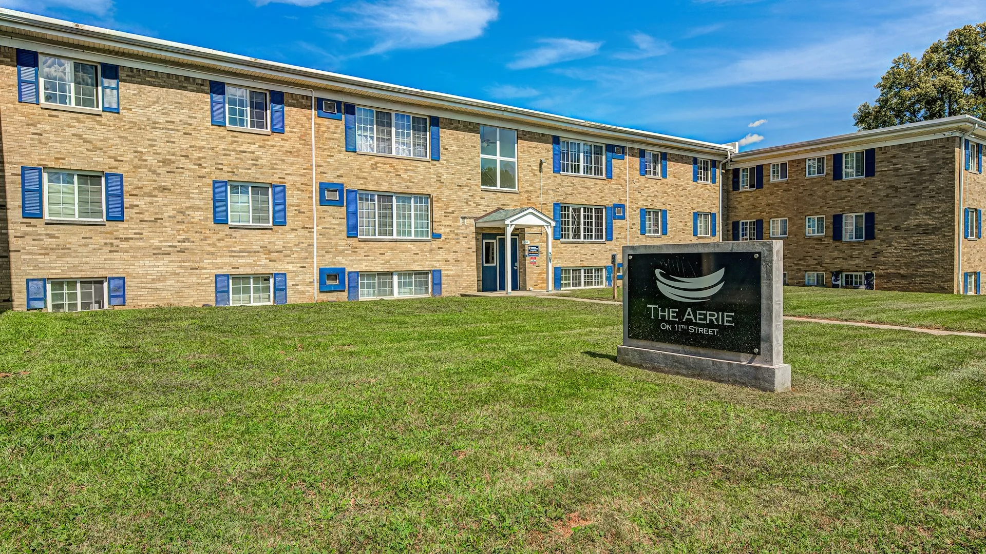 Aerie Apartments — Sale in Indianapolis, IN, photo 1 of 2