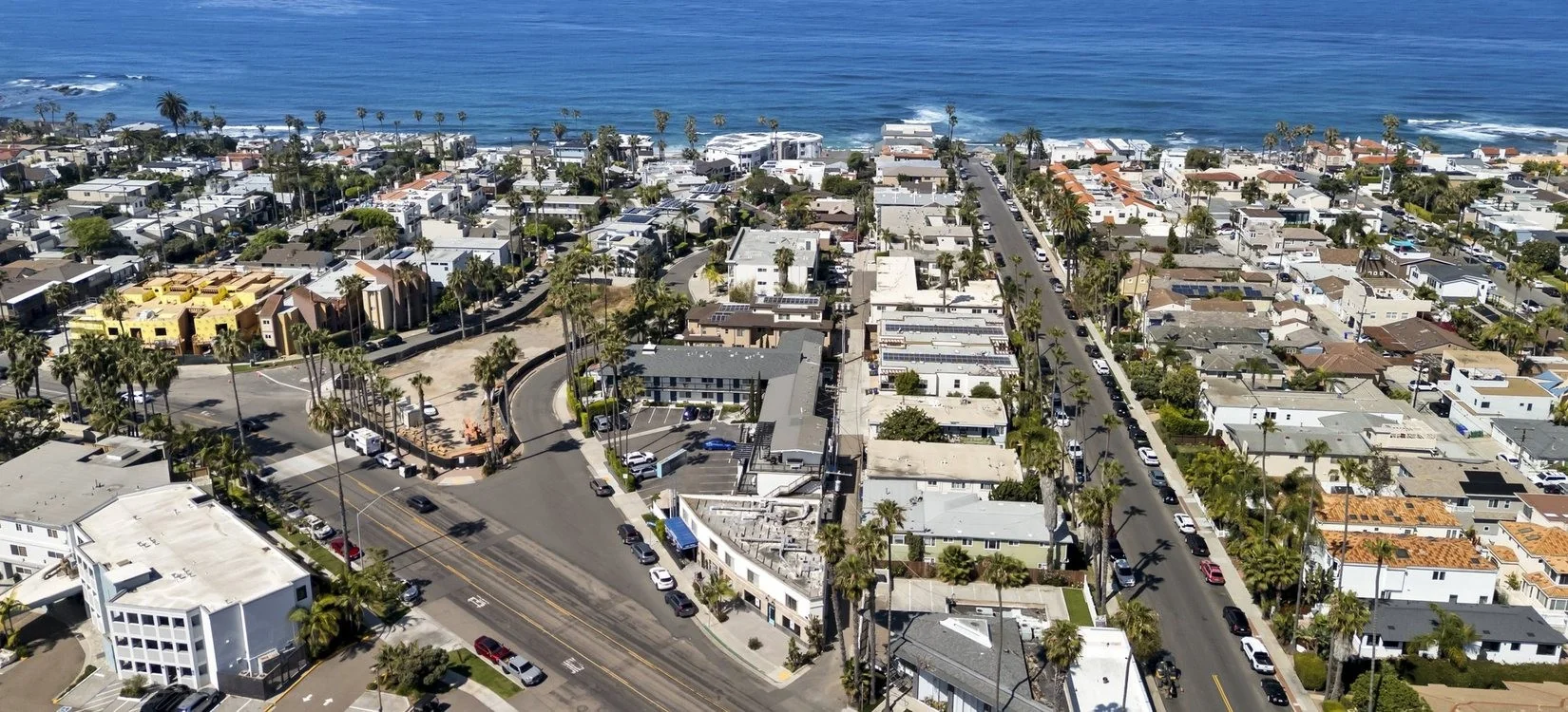 6780 La Jolla Blvd — Sale in San Diego, CA, photo 2 of 3