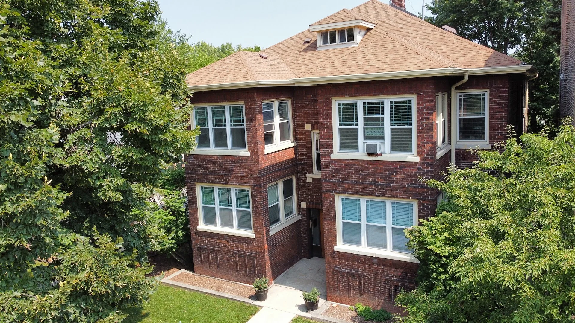 West Oak Park Portfolio — Sale in Oak Park, IL, photo 5 of 5