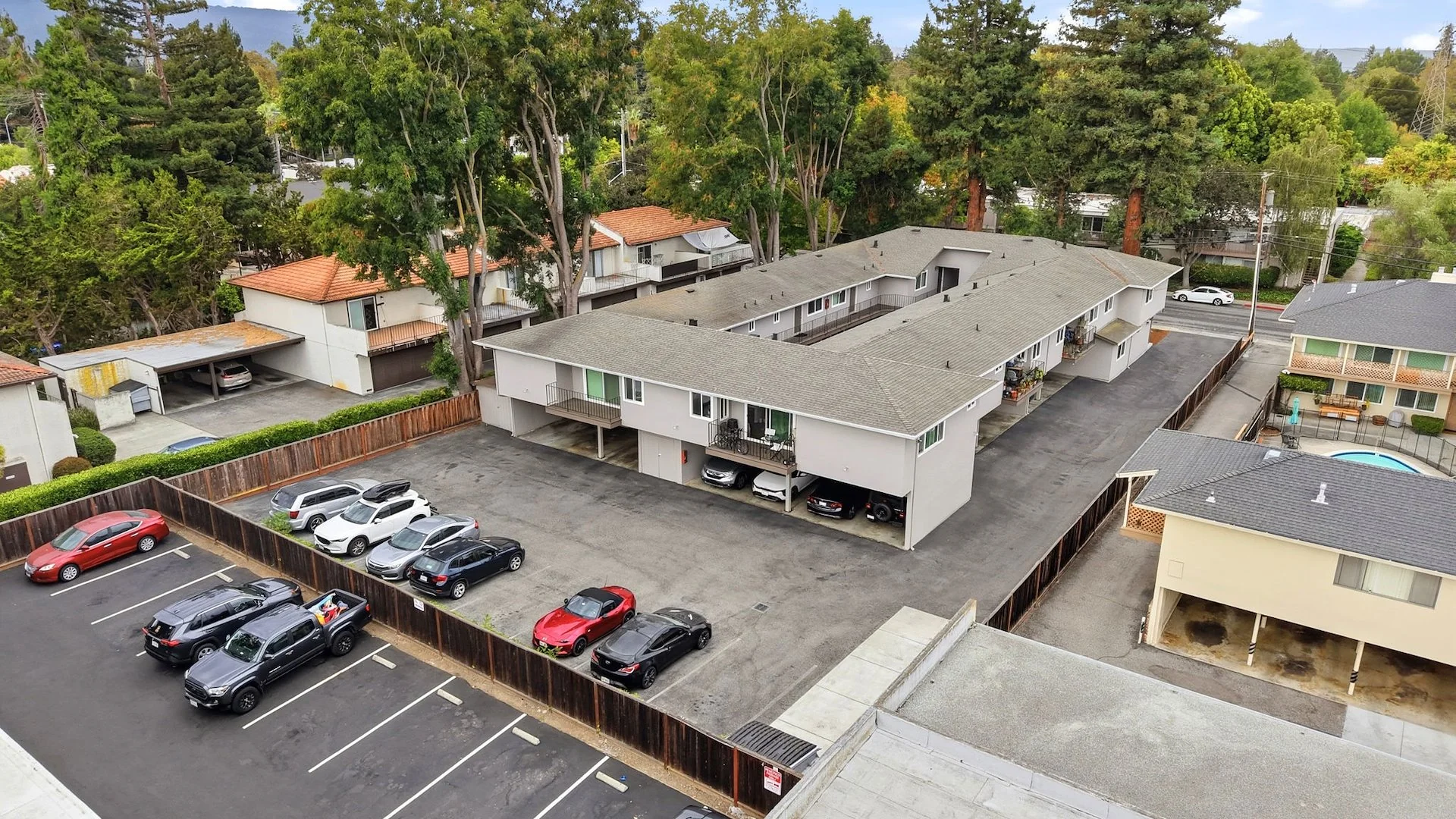 239 Easy St — Sale in Mountain View, CA, photo 2 of 5