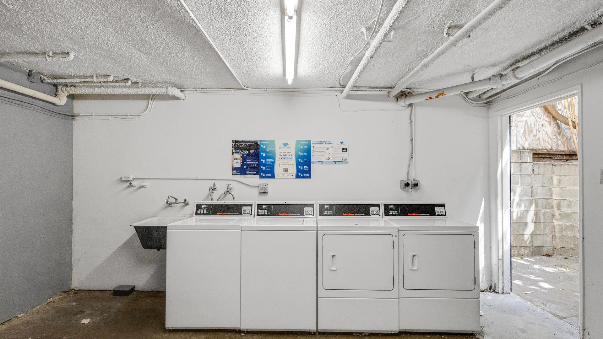 944 N Orange Grove Ave — Sale in West Hollywood, CA, photo 4 of 6