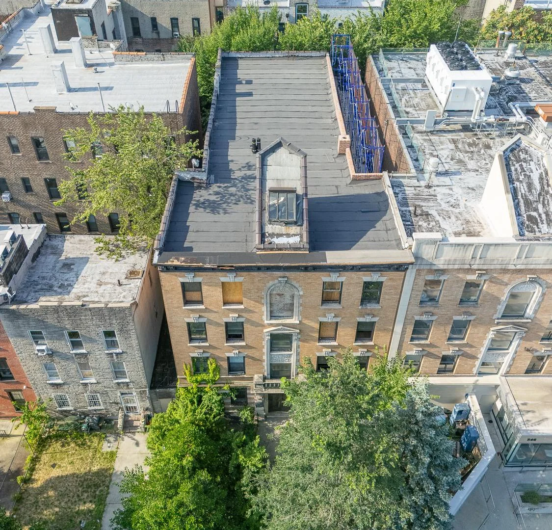 554 Eastern Parkway — Sale in Brooklyn, NY, photo 2 of 2