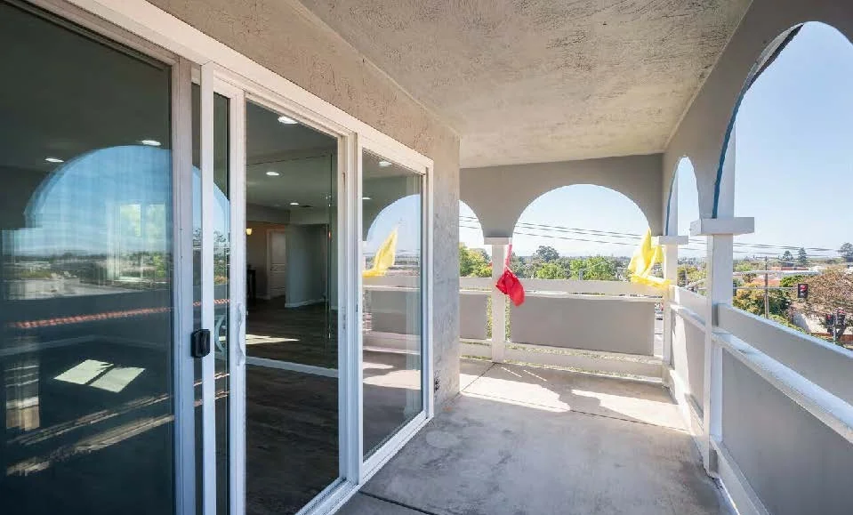 French Quarter Apartments — Sale in Hayward, CA, photo 6 of 6