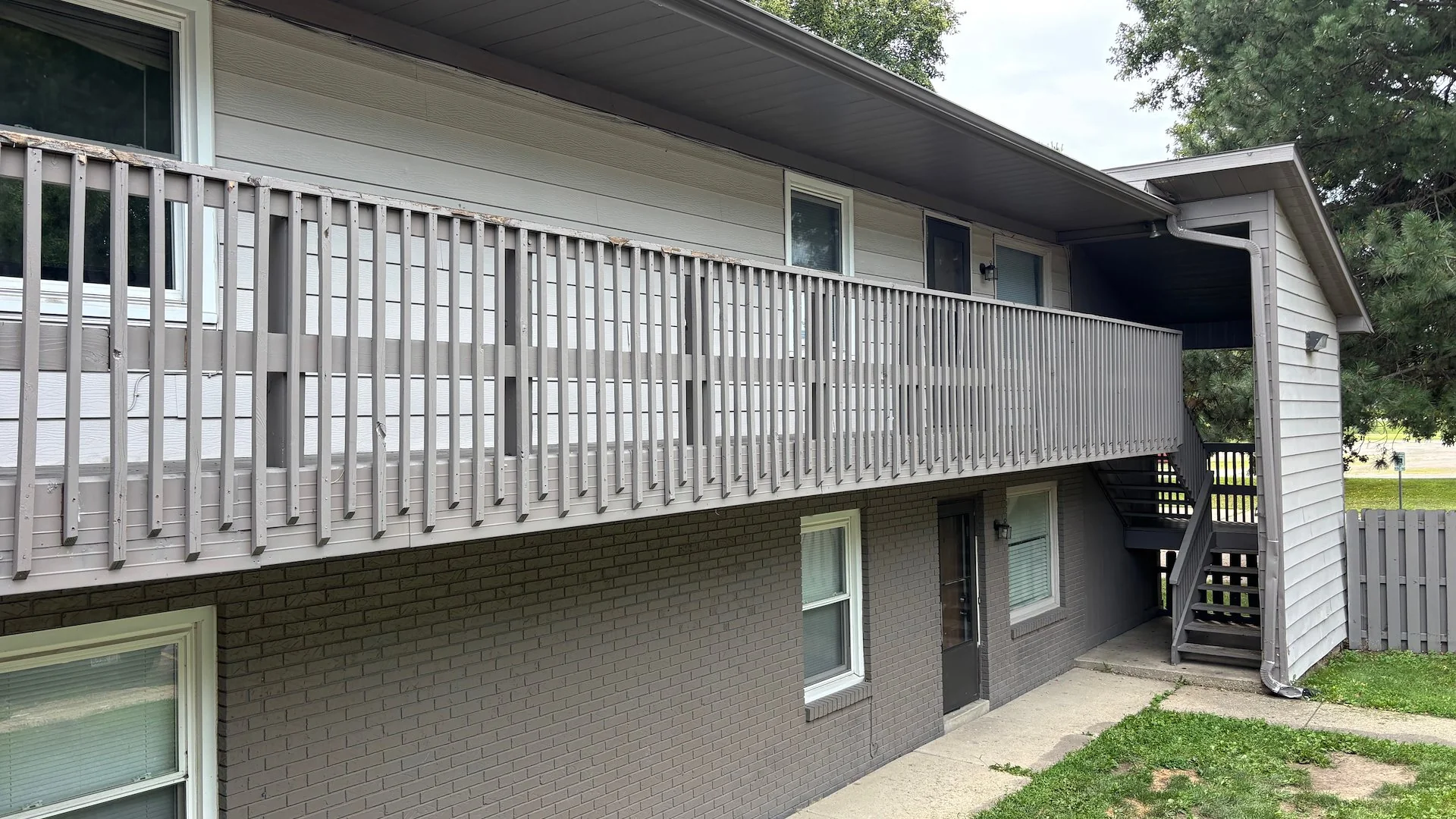 Whispering Pines — Sale in Springfield, IL, photo 2 of 2
