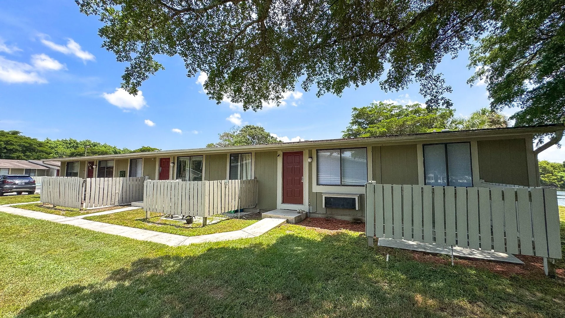 Oakland Hills Apartments — Sale in Margate, FL, photo 7 of 7