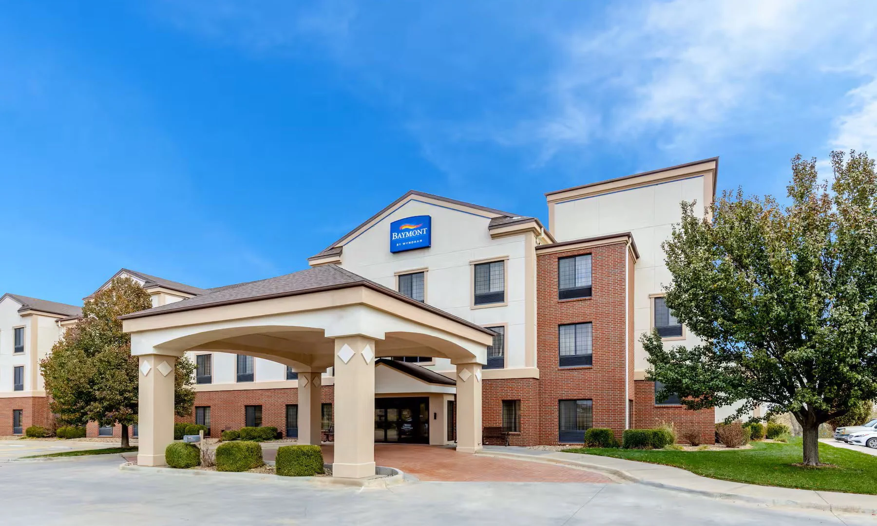 Baymont by Wyndham Pratt — Sale in Pratt, KS, photo 1 of 4