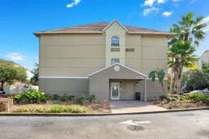 Baymont By Wyndham I Drive — Sale in Orlando, FL, photo 6 of 7