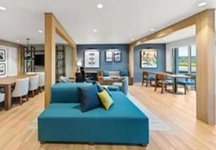 Everhome Suites International Drive — Sale in Orlando, FL, photo 3 of 6