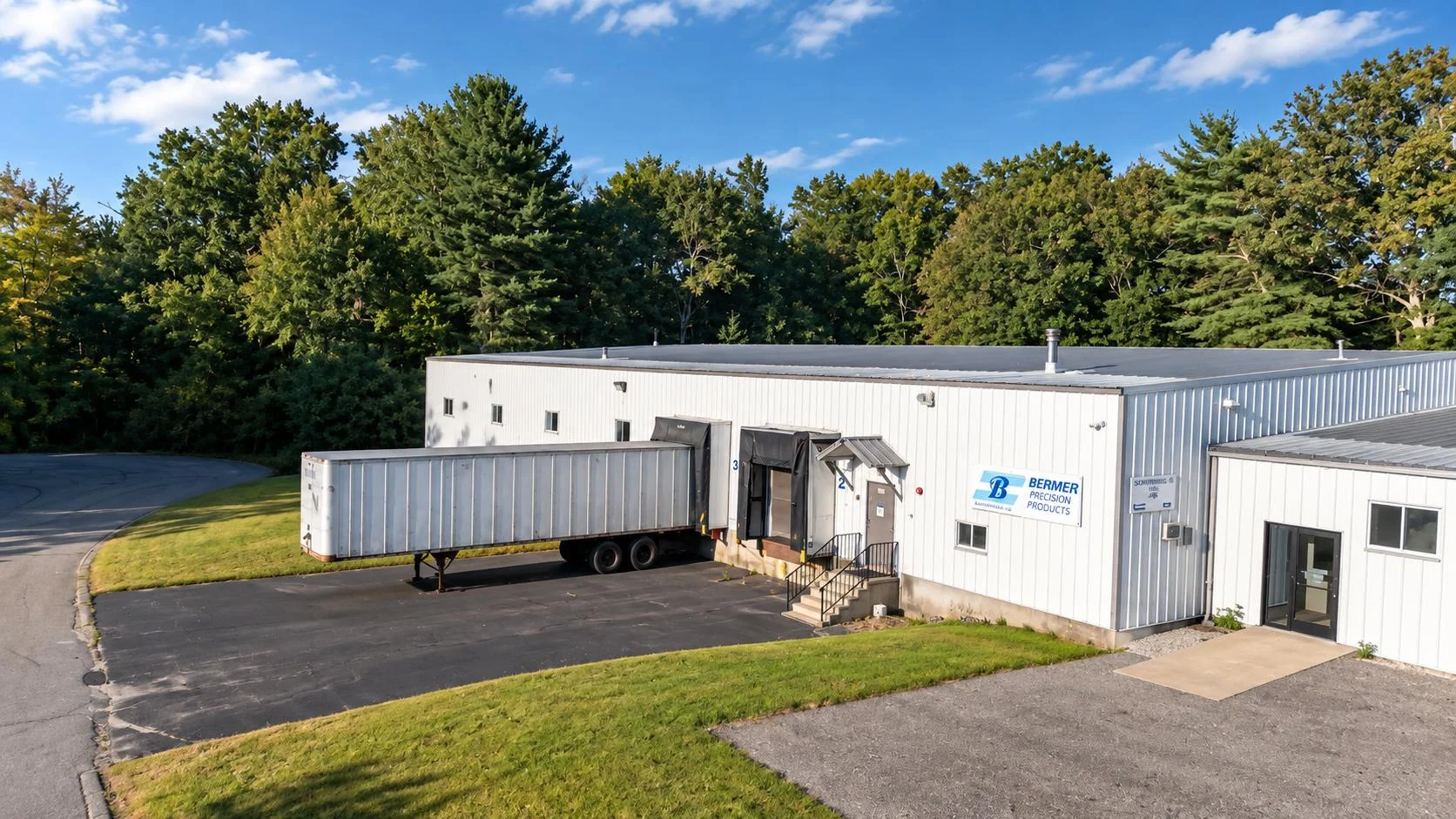 36 Town Forest Rd — Sale in Oxford, MA, photo 2 of 2