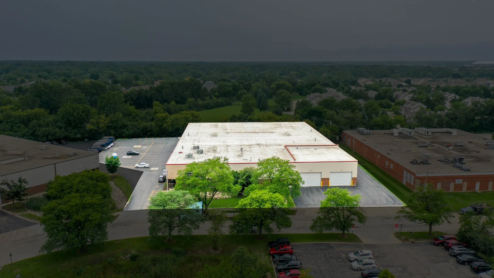 NNN Industrial | 9.5 Years Remaining | Chicago MSA — Sale in Glenview, IL, photo 2 of 2