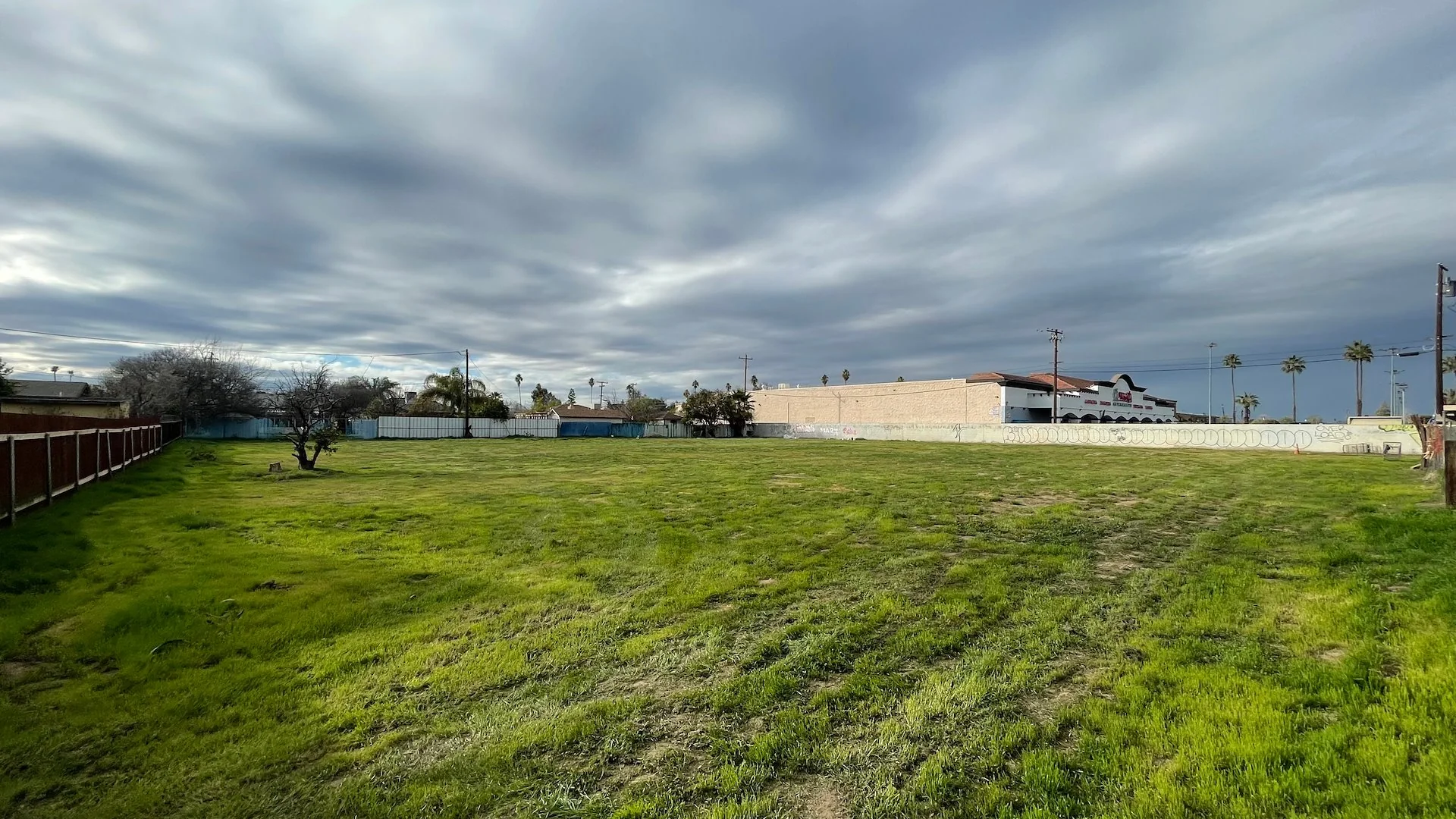 Multi-Family Developmental Land — Sale in Bakersfield, CA, photo 7 of 8