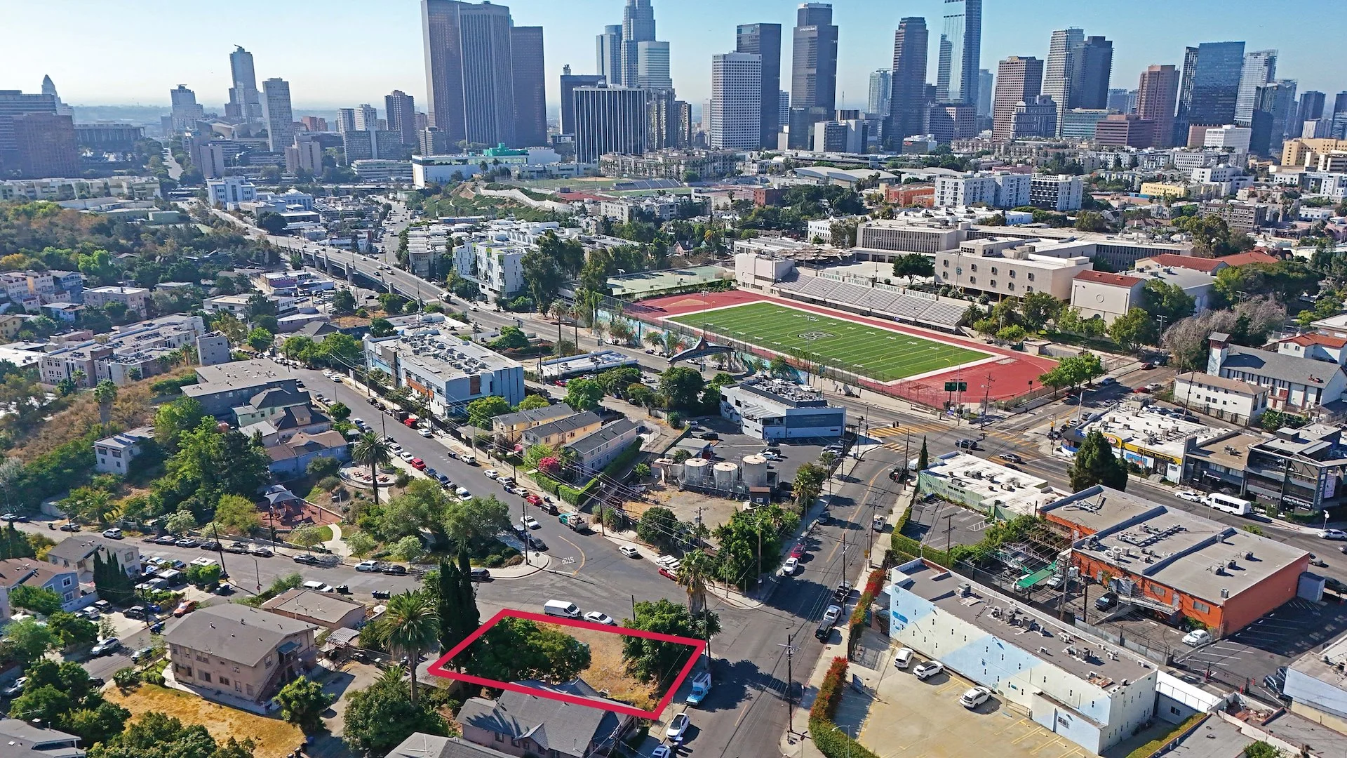 202 Belmont Ave — Sale in Los Angeles, CA, photo 1 of 4