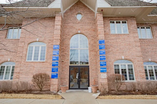 Northshore Center for Gastroenterology — Sale in Libertyville, IL, photo 2 of 2